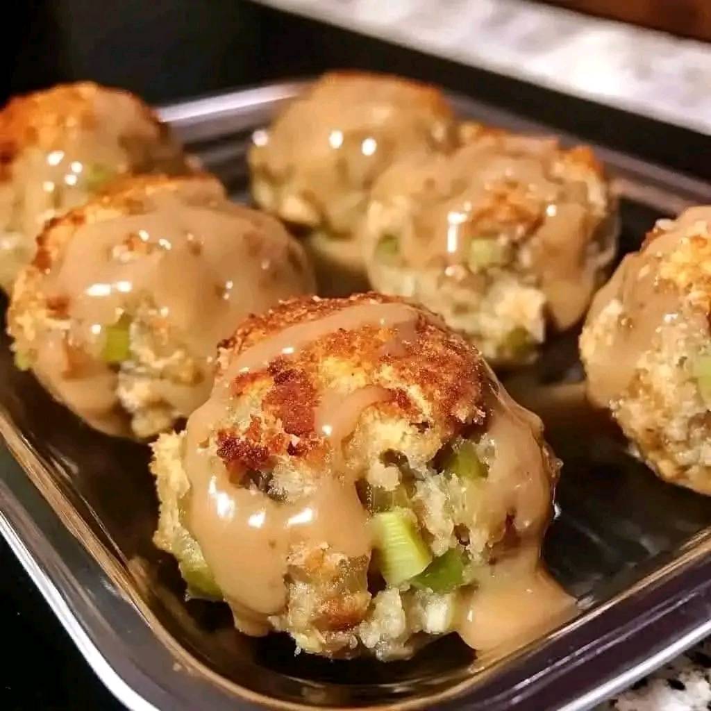 Leftover Turkey & Stuffing Balls: A Crispy, Savory Bite-Sized Treat