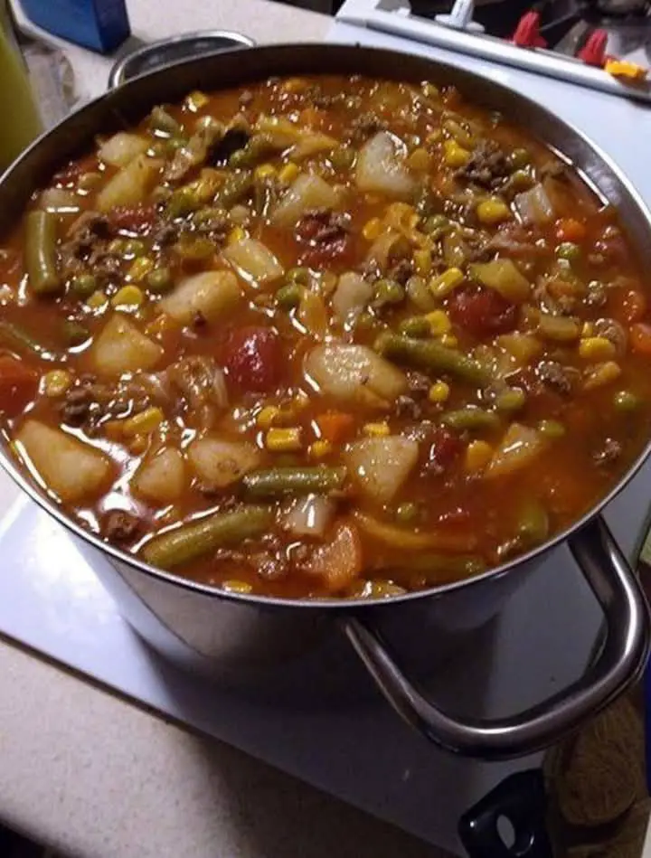 Hearty Vegetable Beef Soup That Actually Tastes Like Something