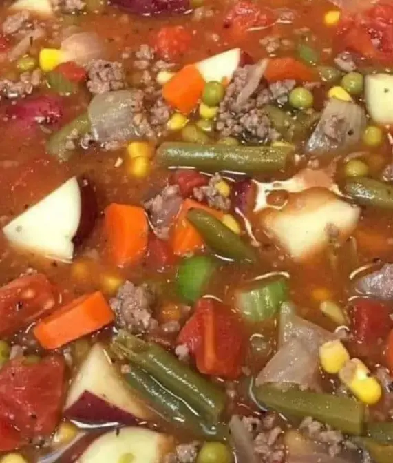 Cabbage Soup That Actually Tastes Amazing (No, Really)