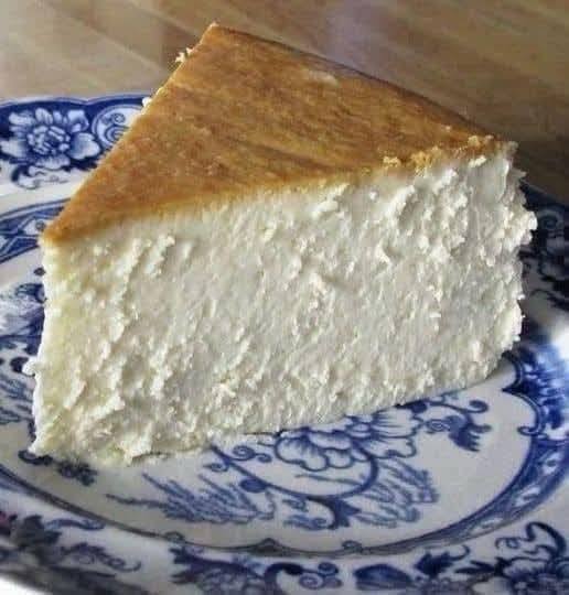 Traditional Cheesecake Recipe That Actually Works (Even If You’re in a Hurry)