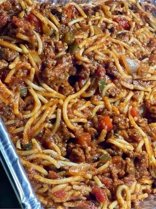 Instant Pot Spaghetti and Meat Sauce: A Hearty One-Pot Dinner