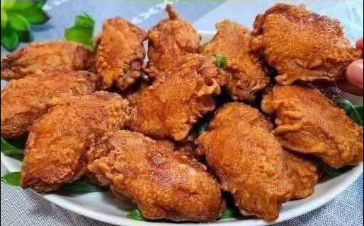 Fried Chicken Wings: The Crispy Snack I Could Eat Every Weekend